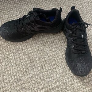 Shoes for Crews Hard toe work shoes (like new)